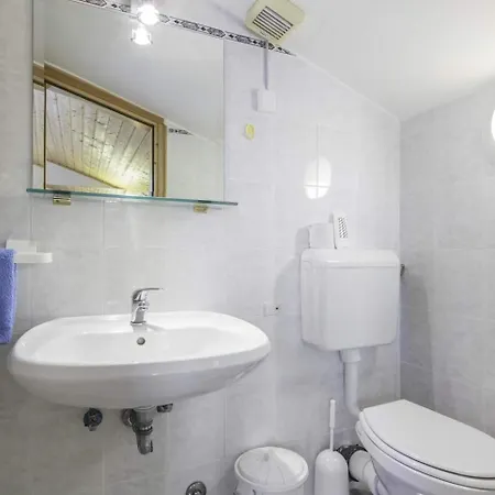 בית הארחה Emanuel