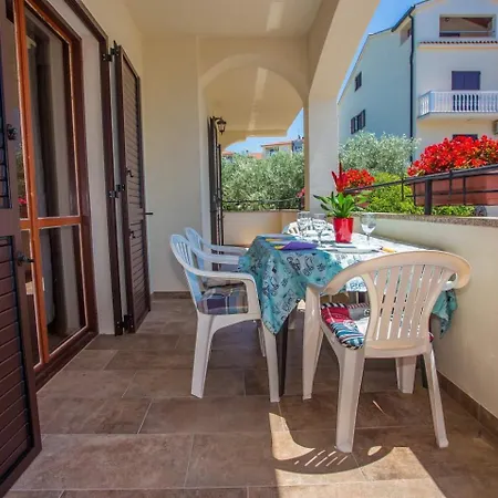 בית הארחה Emanuel 3*