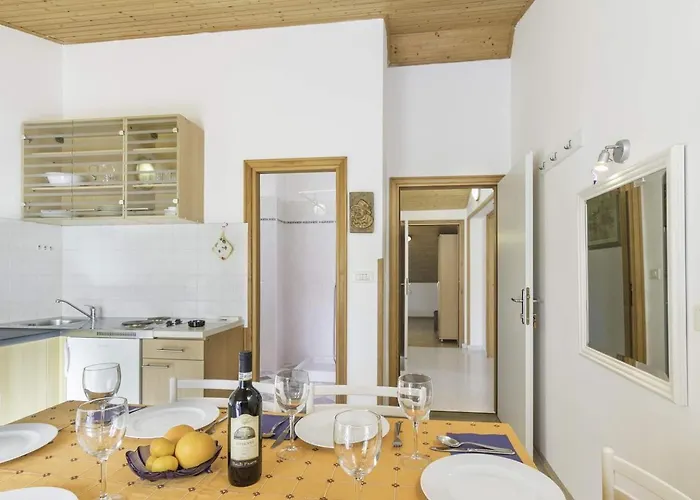 Emanuel Gostinjska kuća 3*