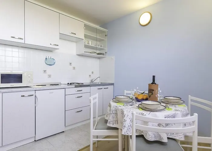 Gostinjska kuća Emanuel 3*