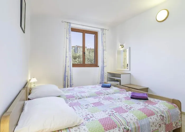 Emanuel 3* Tar-Vabriga