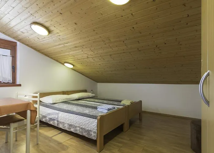 Gostinjska kuća Emanuel 3*