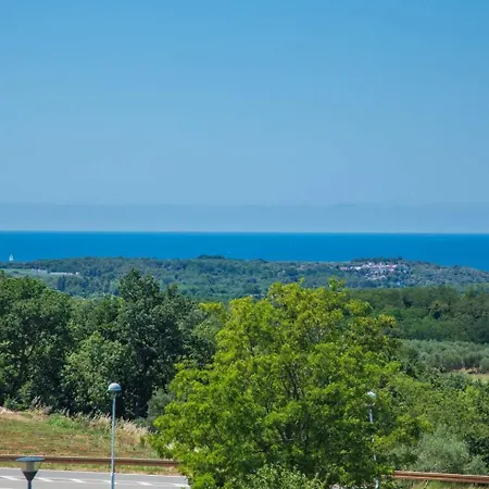 Emanuel 3* Tar-Vabriga