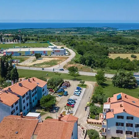 Emanuel 3* Tar-Vabriga